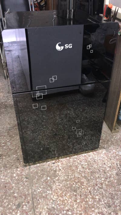 Sg refrigerator for sale room size