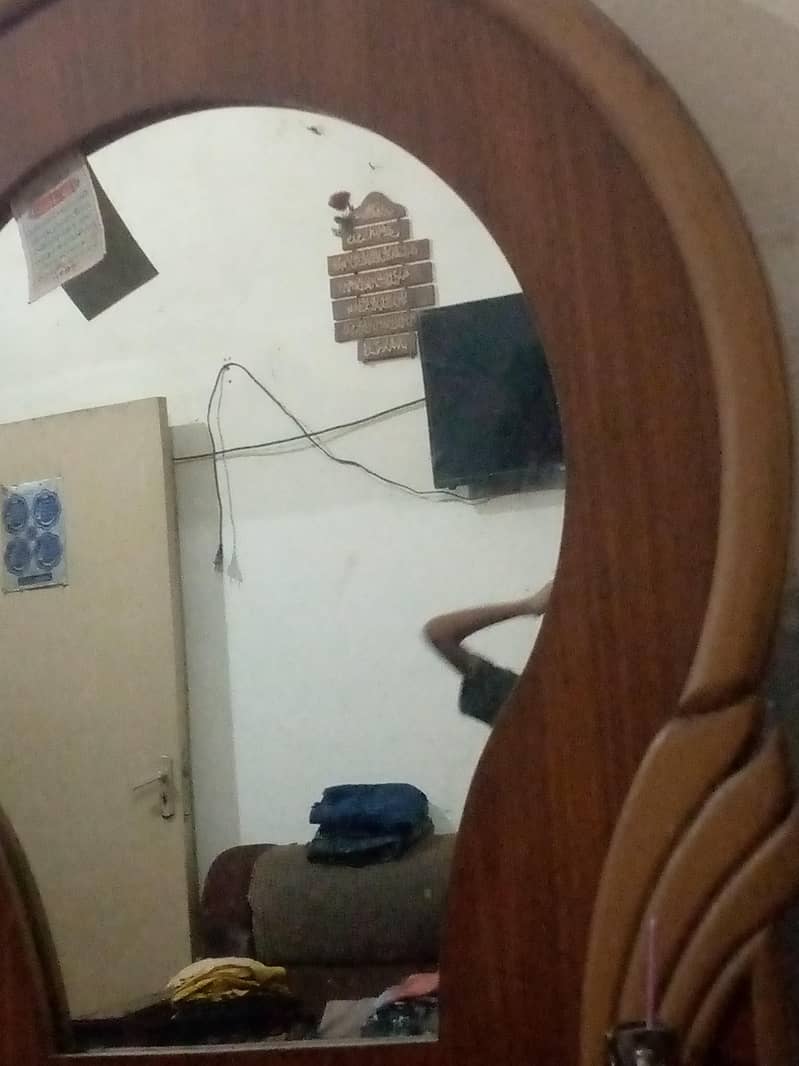 Dressing Table condition 10 – 9 1