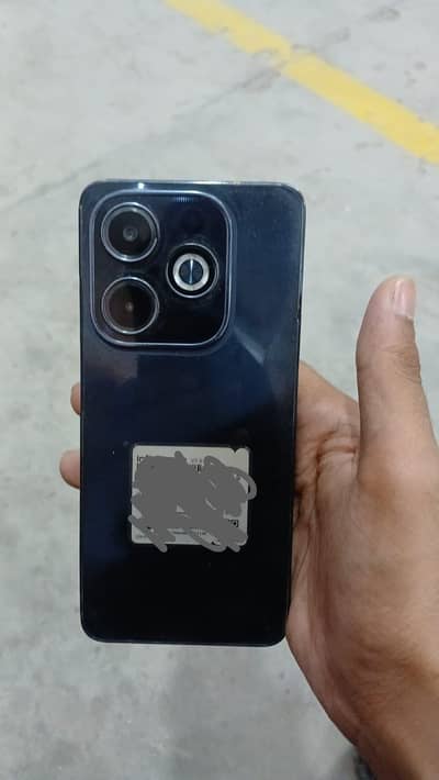 infinix hot 40i 8+8 / 128GB