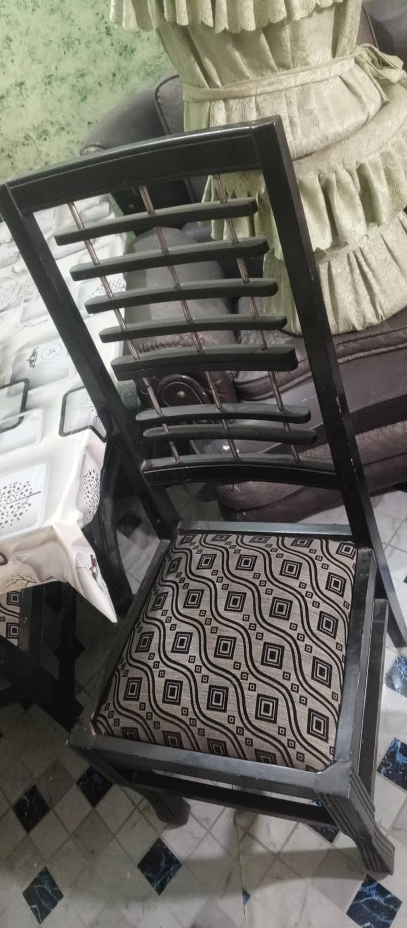 Dinning Table condition 9/10 1
