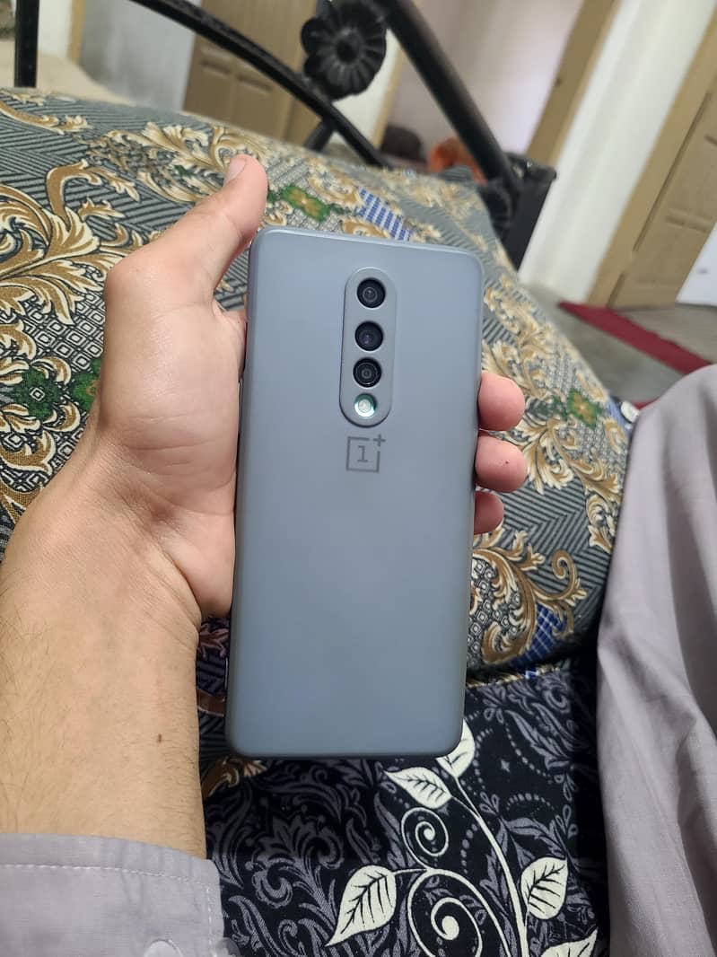 OnePlus 8 5G 4