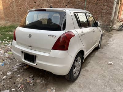 Suzuki Swift DLX