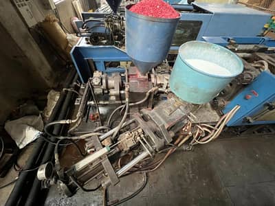 HYF 128 TONS DOUBLE COLOR INJECTION MOLDING MACHINE