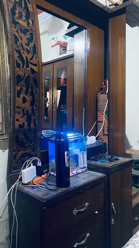 dressing table 1