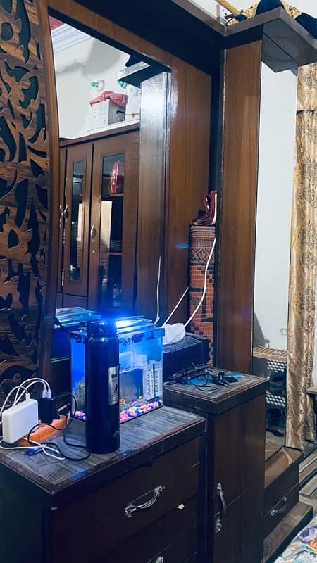 dressing table 2
