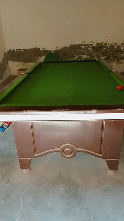 snooker table