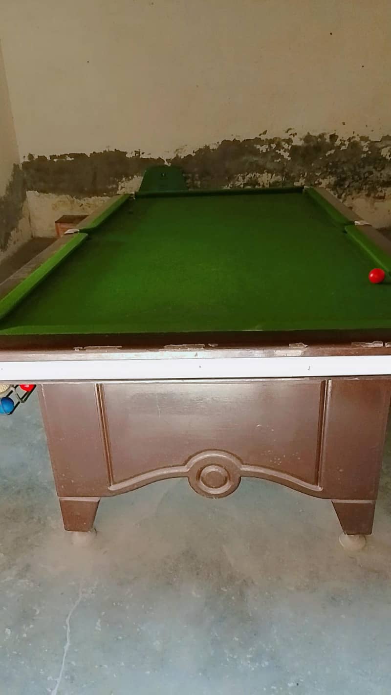 snooker table 0
