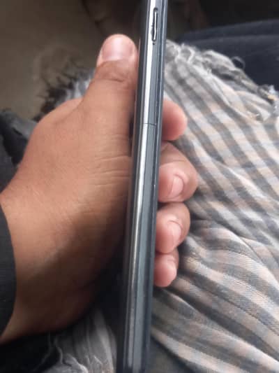 Realme C25Y