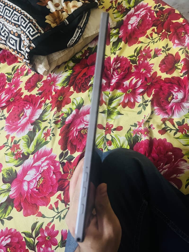 screen is damage 2