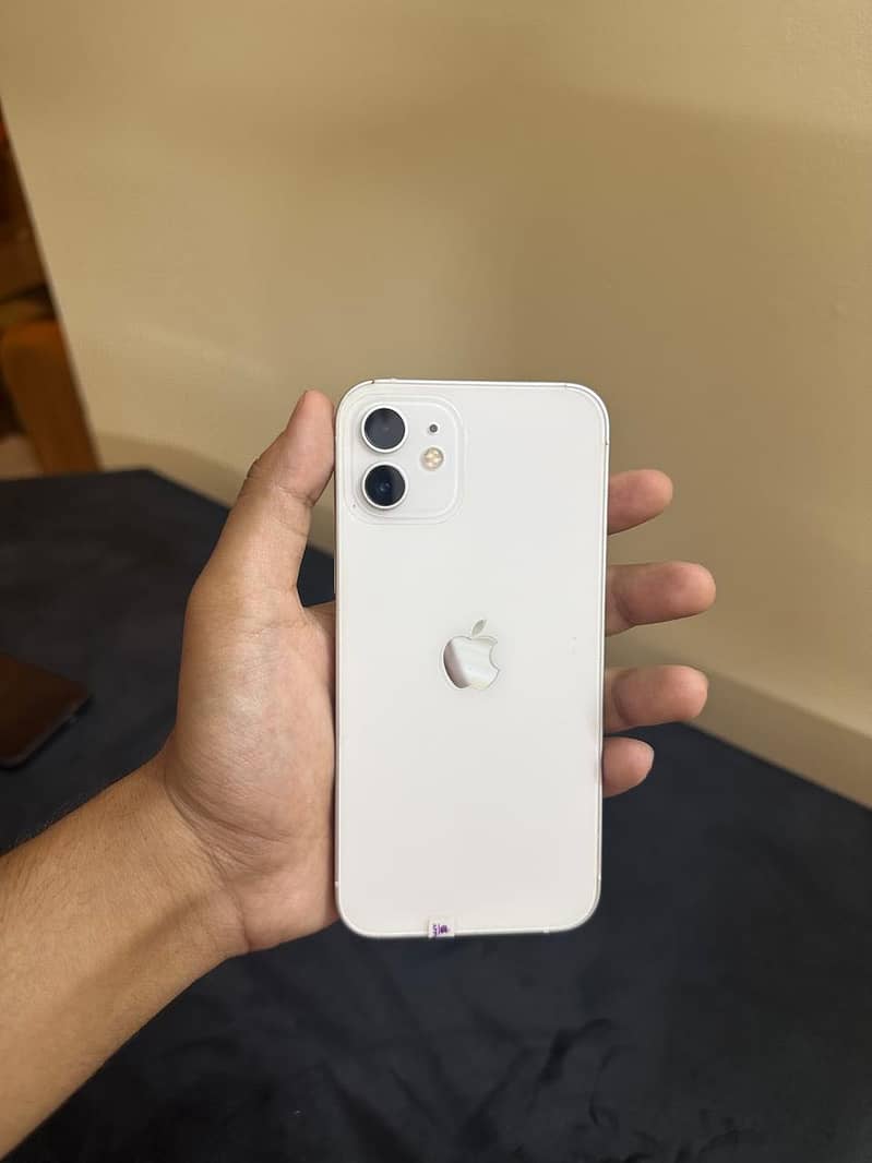Iphone 12 3