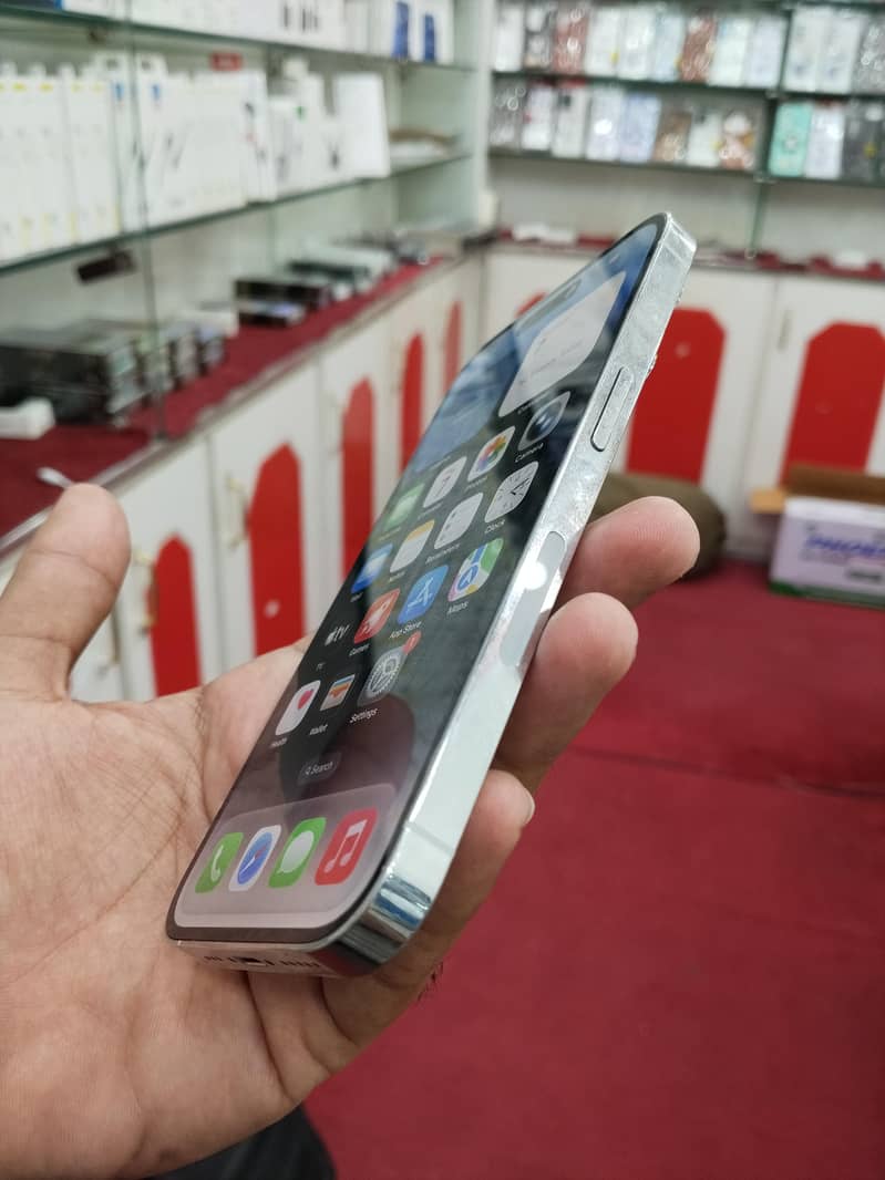 Iphone 13 PRO 8