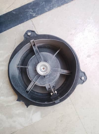 Toyota Vitz Original speakers