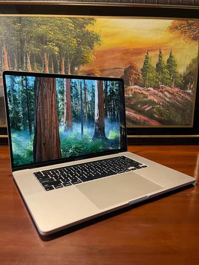Mac pro 2019 16" i7 16 512 4gb AMD cycles 90 (03194959121)