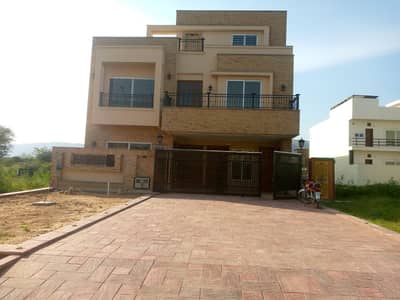 Elegant 6 Bedroom House Available in Prime Location D-12