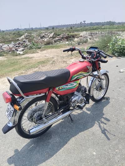2 hand use new condition