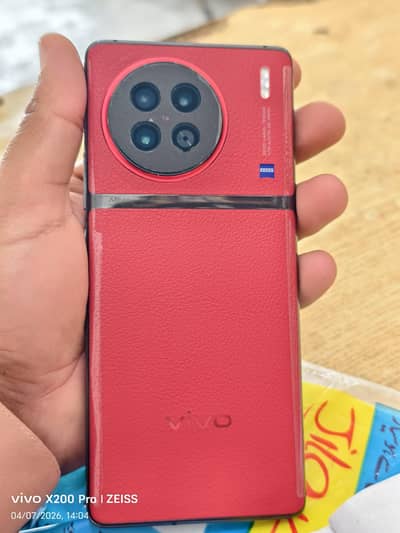 vivo X90S Flagship Red Leather