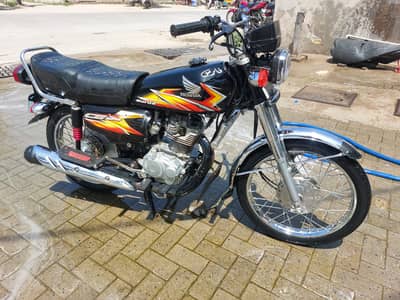 HONDA 125 BLACK