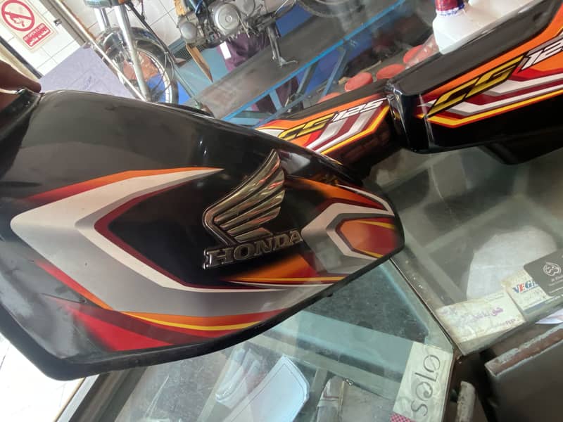 2022 model black 3