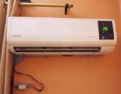 Orient 1 Ton Non Inverter AC - Original Condition -Never Repair