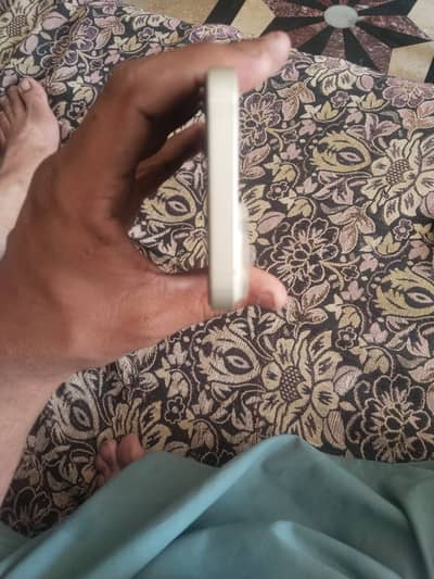 I phone 14 j. v  penal tora crekak ha baki ok ha bilkul