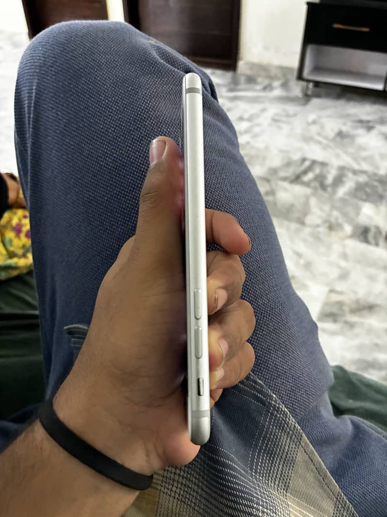 Iphone 7 no sim restriction. 5