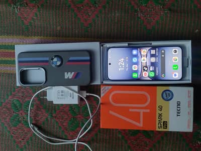 Tecno spark 40 pro . 8+8 / 256 gb PUBG 60fps in warranty