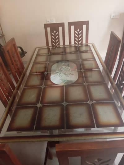 Dinning table with 8 chairs for sale