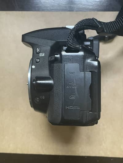 Nikon D5300 DSLR Camera 18-55 lens