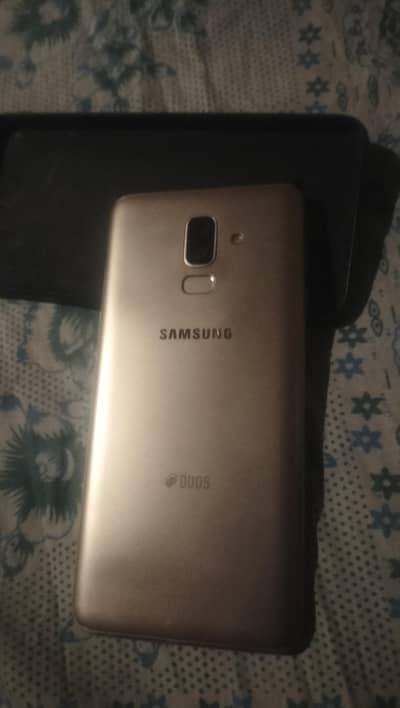 Samsung Galaxy j8 4gb ram 64gb prize final