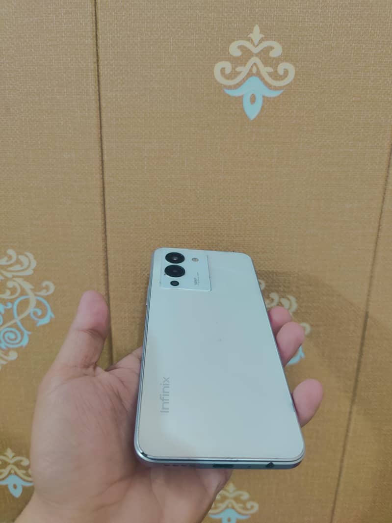 Note 12 8/128 0