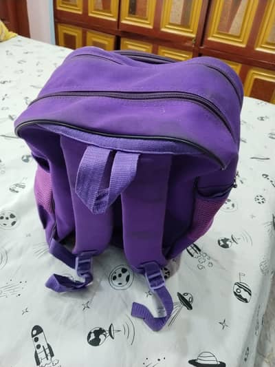 school bag for sale in Good condition.