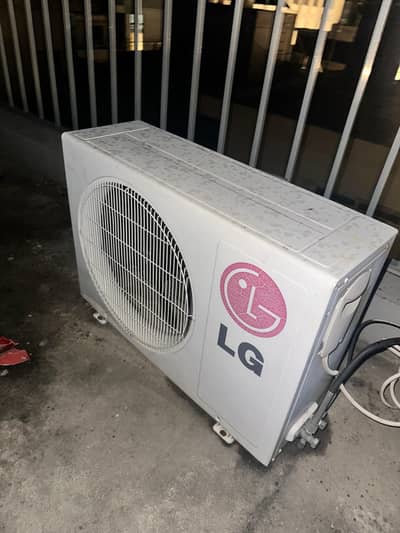 LG 1 ton AC for sell