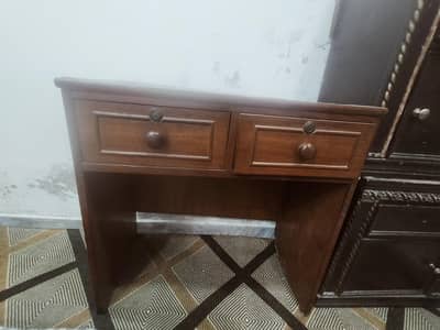 selling a used tv trolley