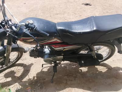 2017 ka model hai 1st owner hai condition 10/09 hai