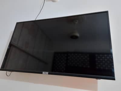 I am selling television good quality