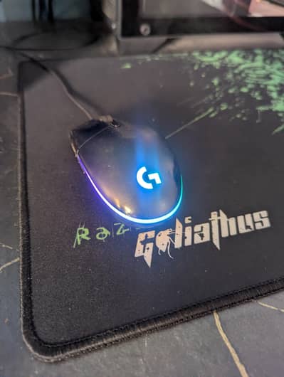 Logitech g102 lightsync 85g weight gaming mouse for sale