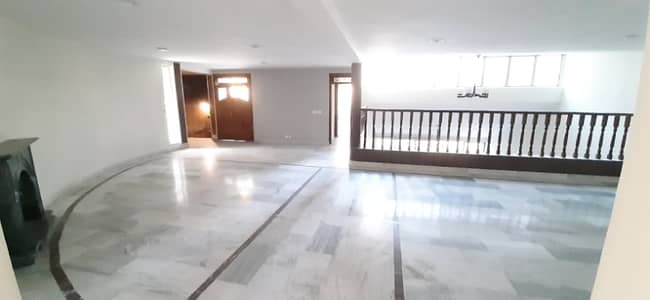 F-6, Demolished 2500 sqyds Plot for sale. Rs. 1 billion.