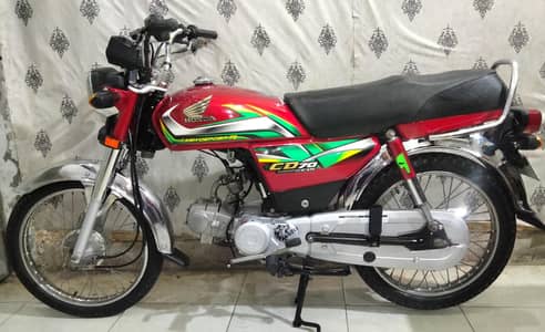 Honda Cd 70 21/22 model urgent sale