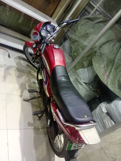 Honda CD 100 2013 Model Neat & Smooth Ride