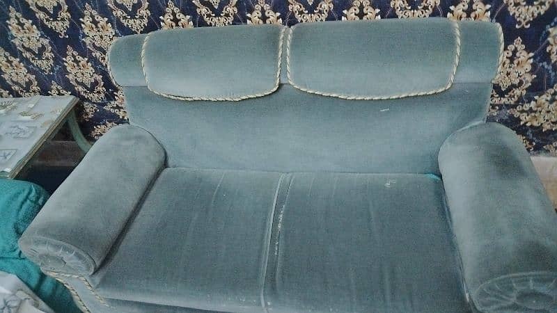 7 Seater sofa set With table 0