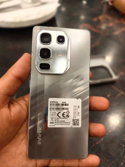 i find note 50 pro 4 months used