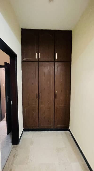 5 Marla Upper Portion For Rent