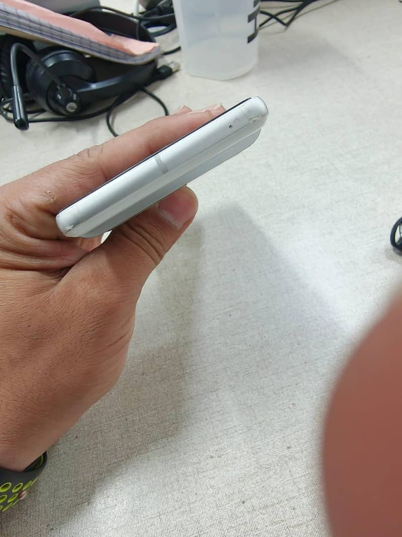 Google Pixel 7 3
