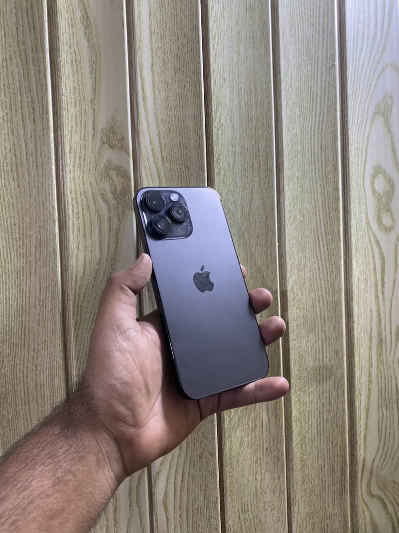 iphone 14pro max 1