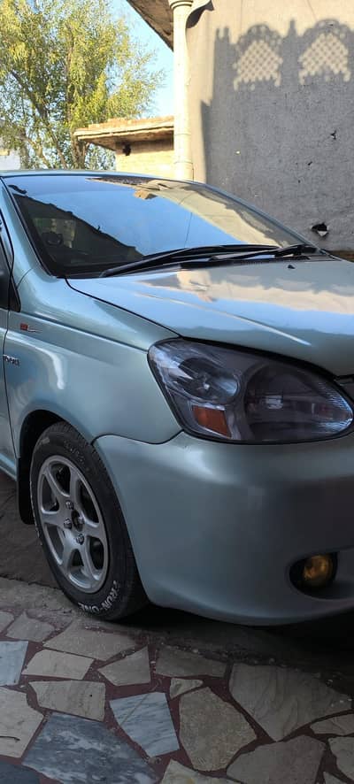 Toyota Platz 2004/2006