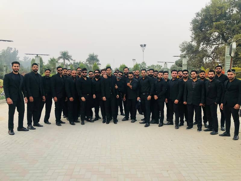We provide Security Guards , SSG Staff Commandos, Protocol services 7