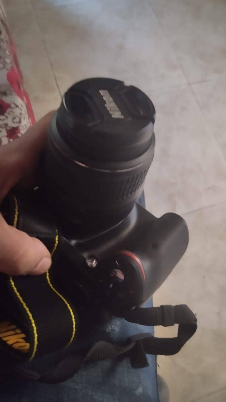 Nikon DSLR Camera 4