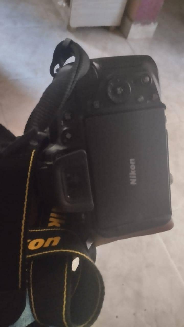 Nikon DSLR Camera 6