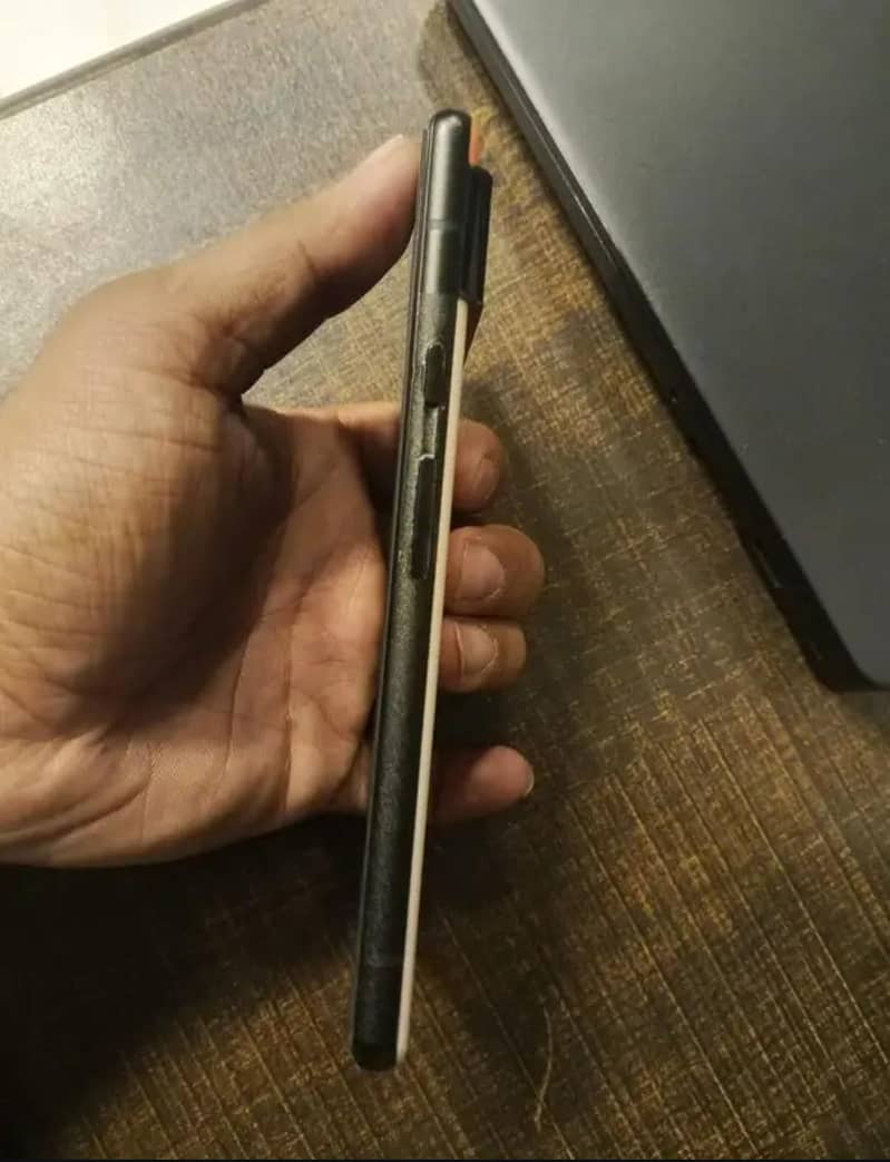 Google Pixel 6 5
