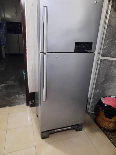 LG Imported Refrigerator Excellent Condition 20 Cu. ft